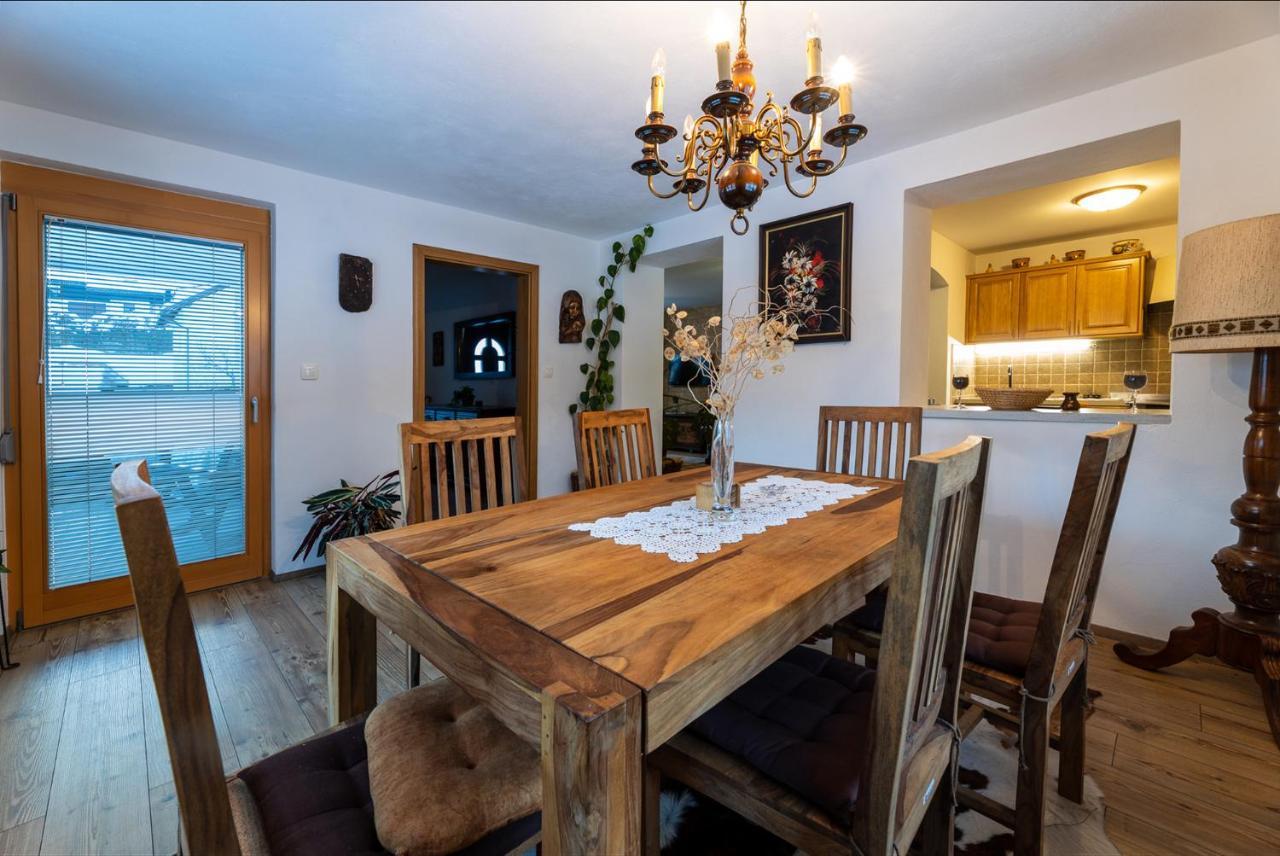 Apartma Lana Mojstrana Bagian luar foto